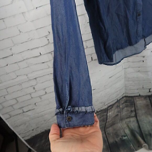 LEE BLUE DENIM LONG SLEEVE BUTTON DOWN WESTERN RUFFLE SHIRT SIZE MEDIUM - Picture 7 of 10